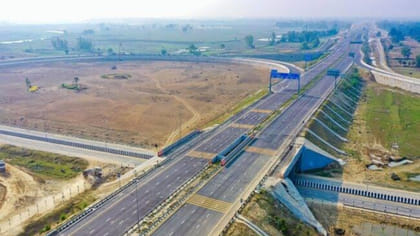 NCR से लखनऊ की दूरी होगी कम!  गंगा लिंक एक्सप्रेसवे बनेगा गेमचेंजर
