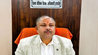 61 शिक्षकों के डॉक्यूमेंट गायब, रिश्वत के आरोप… अब हरदोई के BSA अजित सिंह हुए सस्पेंड