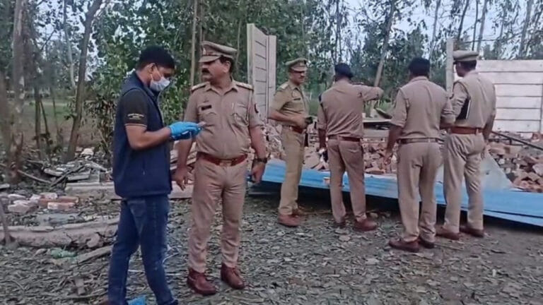 बारूद बना काल! एक और पटाखा फैक्ट्री ब्लास्ट से दहला सहारनपुर, 2 की मौत
