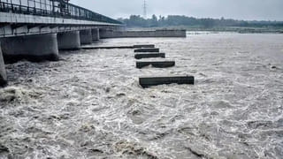 हिंडन, गंडक से लेकर गंगा तक… यूपी में नदियां खतरे के निशान के पार; CM ने अफसरों को फील्ड में उतारा