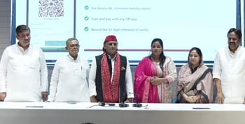 QR कोड, कम से कम 20 रुपये का चंदा… जन्मदिन पर अखिलेश का नया अभियान