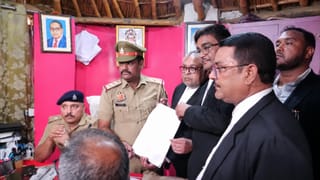 राम मंदिर चढ़ावा चोरी: चंपत राय समेत 4 लोगों पर FIR दर्ज कराने पहुंचा बार एसोसिएशन