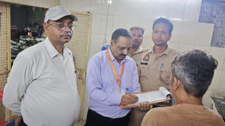 सावन में मॉडल शॉप की कैंटीन में बिक रहा था चिकन, वीडियो वायरल होते ही छापा; संचालक गिरफ्तार