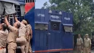 अबान सुपुर्द-ए-ख़ाक, तीनों भाइयों ने दिया कंधा; अली-उमर वापस लौटे जेल