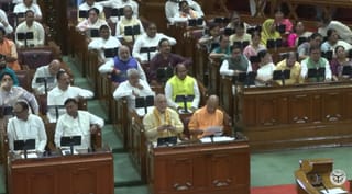 UP विधानसभा LIVE: सपा के विधायक रहे आलम बदी को दी गई श्रद्धांजलि, CM बोले- वो जनप्रिय नेता थे
