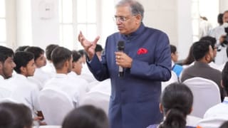 ‘फेक न्यूज से सावधान रहें युवा…’ CEC ज्ञानेश कुमार ने जेन अल्फा से किया संवाद, साझा किए पुराने दिन