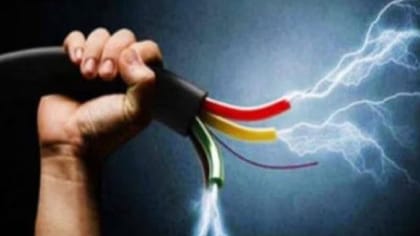 चाइल्ड PGI के पार्क में खेल रहे बच्चे को लगा करंट, साथियों ने बचाई जान