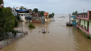 19 जिले डूबे, 26 गांवों में भरा पानी; तबाह हो गईं 92 गांव की फसलें… UP में बाढ़ से अंतिम संस्कार भी मुश्किल