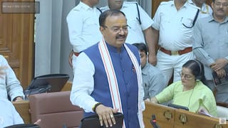 विधान परिषद में हंगामा, सपा ने लगाए ‘चंदा चोर’ के नारे तो केशव बोले- राम मंदिर देखकर इनकी छाती फट रही है