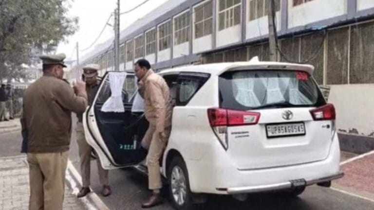 दो लड़कियों ने बाल्टी में डुबो कर ली तीसरी की जान, CCTV से हुआ खुलासा
