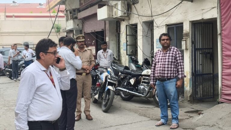 PNB में 17.29 करोड़ नकली करेंसी का खेल, NIA ने बैंक अधिकारी को दबोचा